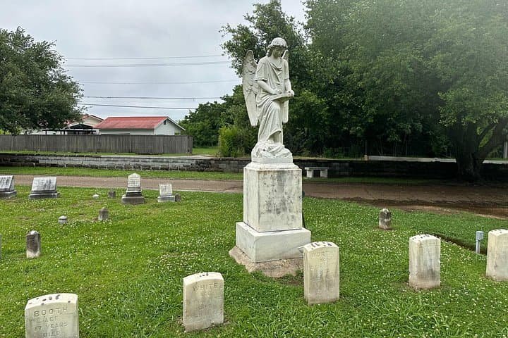 Natchez · Mississippi — view 9